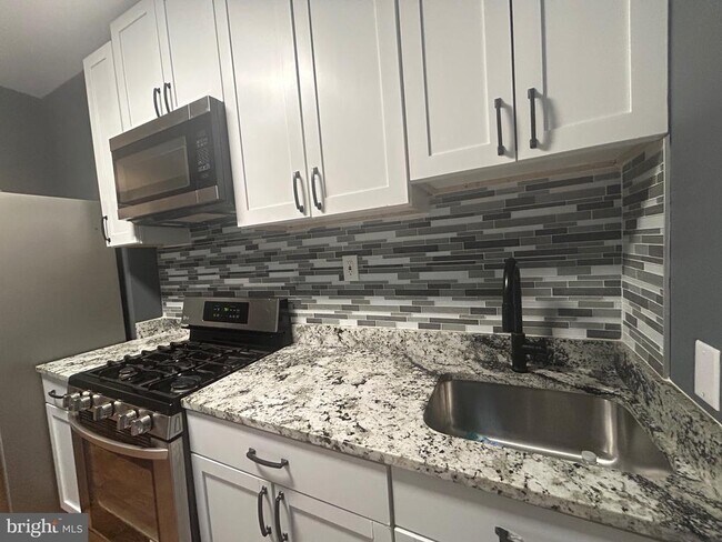 Foto del edificio - 1516 N Mount St