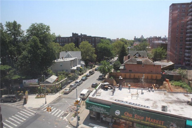 Foto del edificio - 625 Caton Avenue