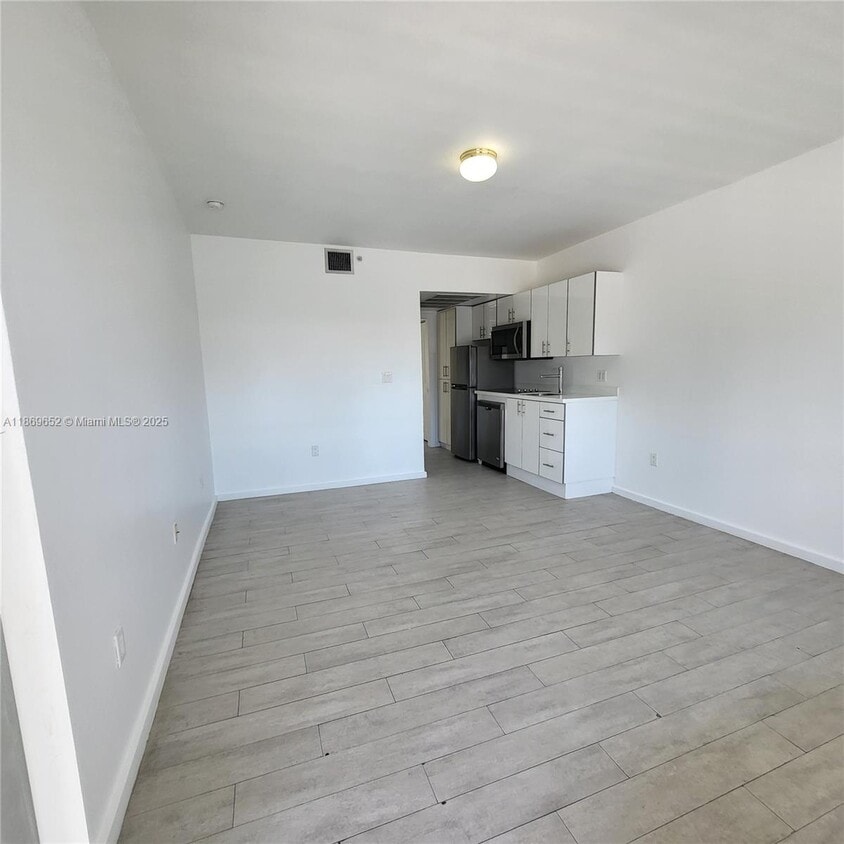 Foto principal - 1601 Meridian Ave