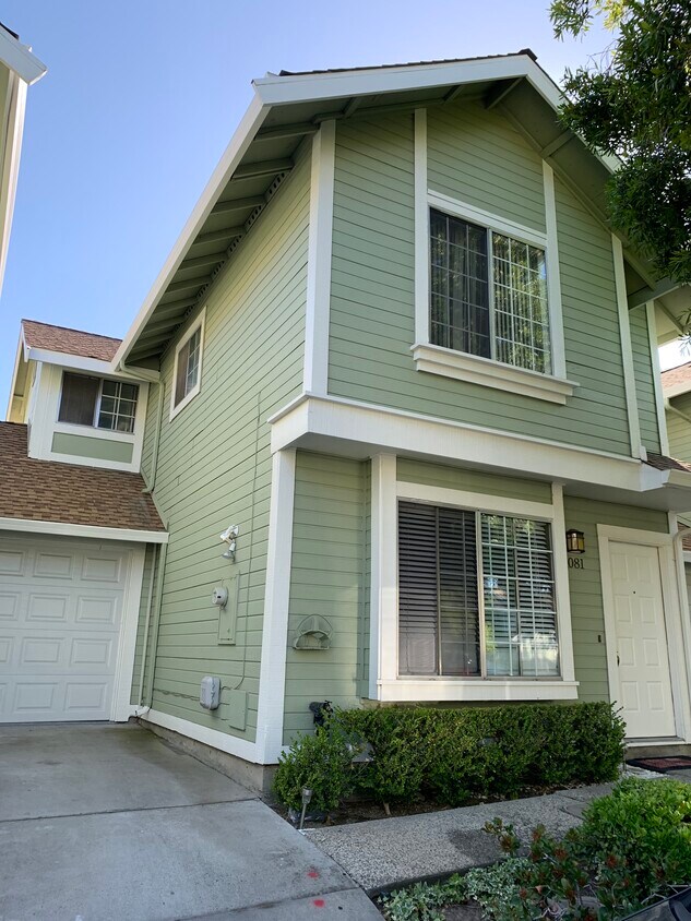 Primary Photo - 1081 Rymar Way