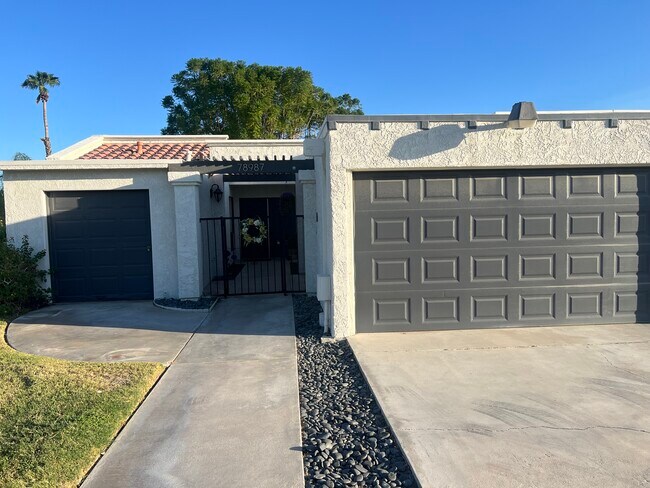 Building Photo - 78987 Bayside Ct