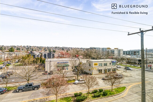 Foto del edificio - 5555 14th Ave NW