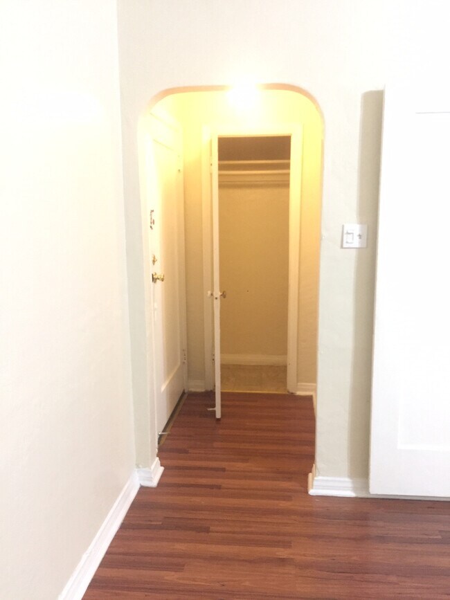 Closet 1 - 404 E Chevy Chase Dr