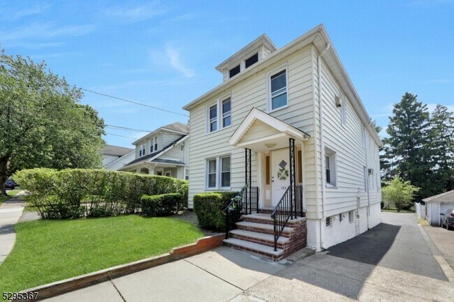 Building Photo - 152 Prospect Ave