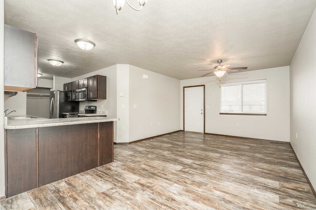 Building Photo - Graystone Townhomes