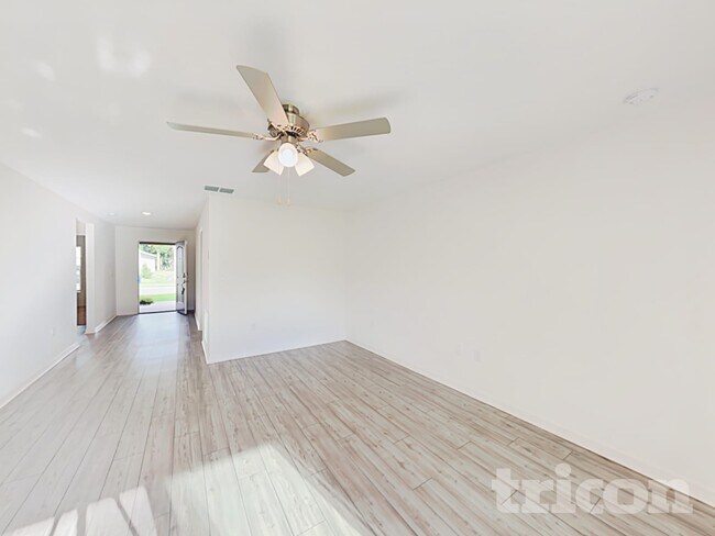 Building Photo - 6204 Dolostone Dr