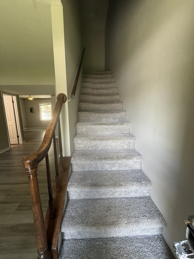 Foto del edificio - 117 Brightwood Cir