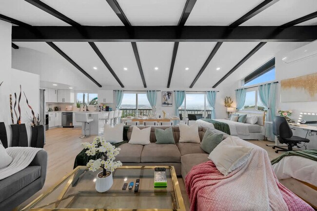 Foto del edificio - 5048 Bluff Pl