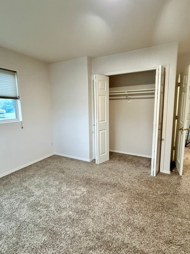Building Photo - 2524 Azurite Ct