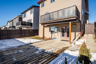 Building Photo - 35 Saddleland Way NE