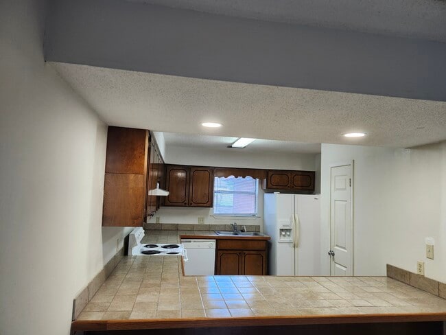 44 5th St