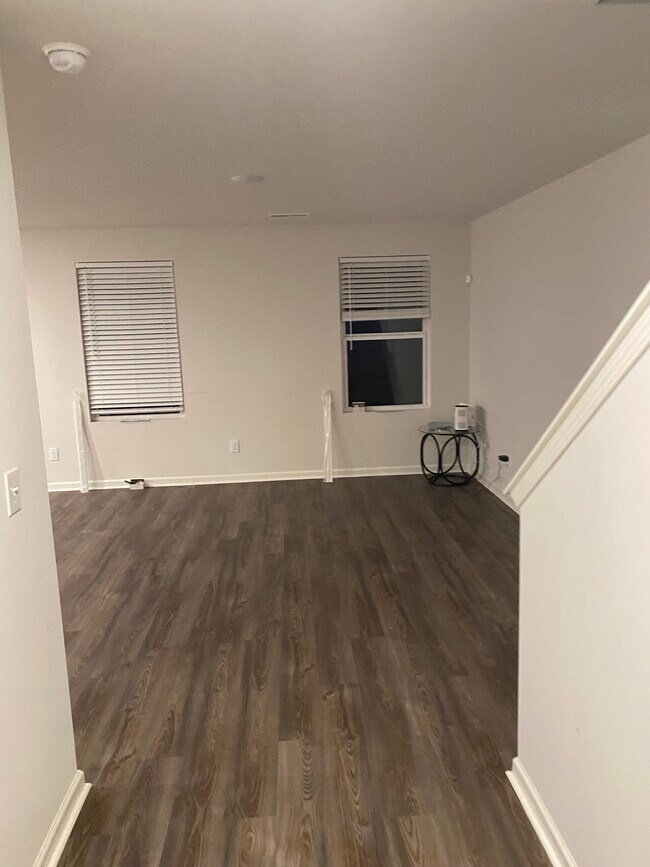 Foto del edificio - 427 Silo Ct