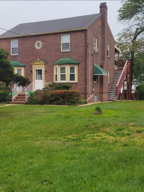 1253 Circle Dr Unit 1st Fl, Halethorpe, MD 21227 Room for Rent in