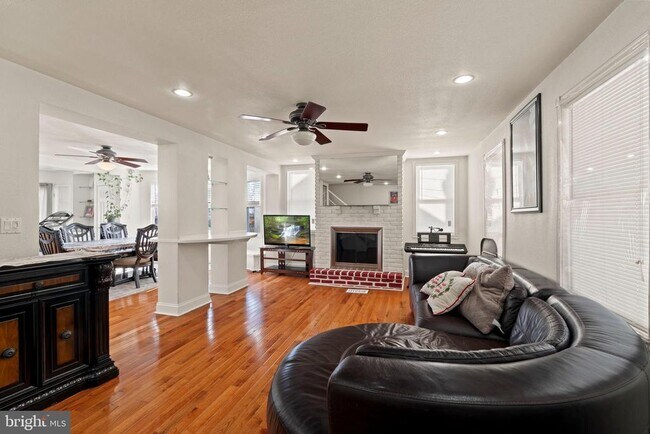 Foto del edificio - 233 Melrose Ave