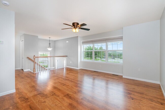 Building Photo - 774 Winding Ln