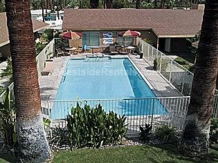 Foto principal - 350 E Palm Canyon Dr
