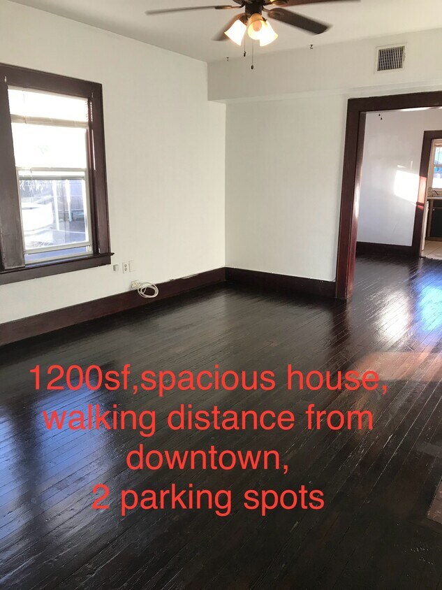 Foto principal - 994 Druid Rd E