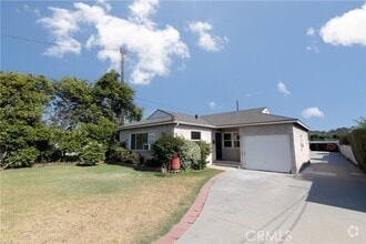 Building Photo - 536 E Lemon Ave