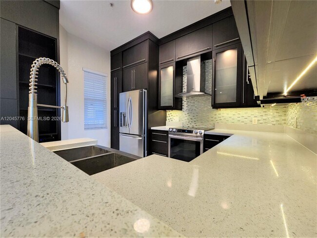 Foto del edificio - 4405 SW 160th Ave