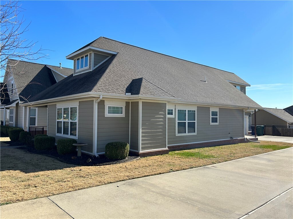 Foto del edificio - 5912 W Willow St