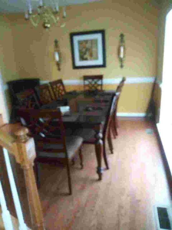 Foto del edificio - 5707 Kings Grove Dr
