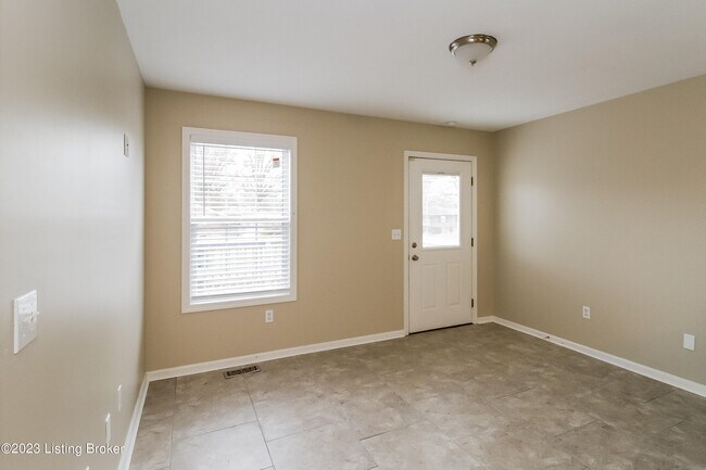 Building Photo - 3219 Welman Dr