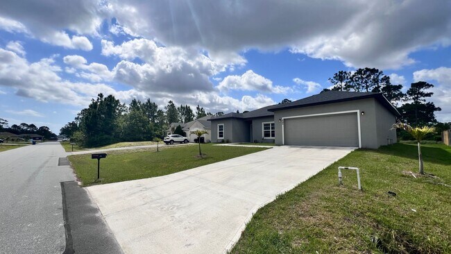 Building Photo - Beautiful 3BD/2BA Home in Beautiful Palm B...