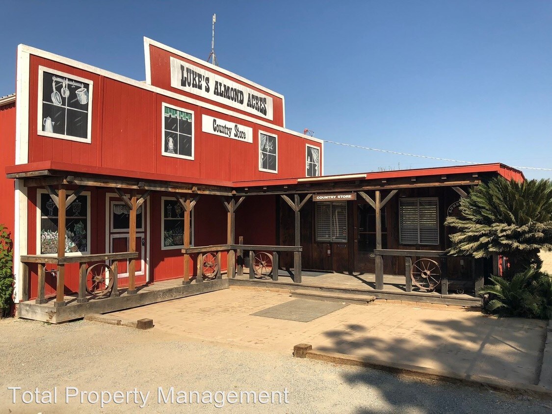 Primary Photo - 3 br, 2 bath House - 11227 S. Lac Jac Ave.