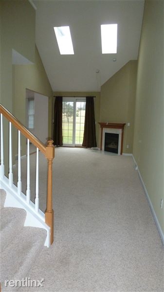 Building Photo - 14 Sawgrass Ct