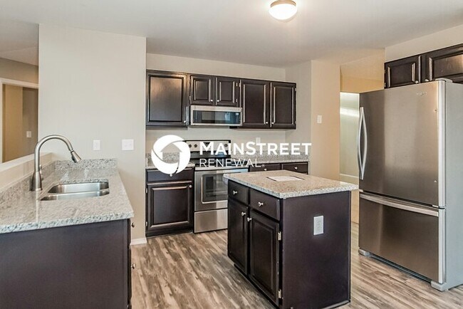 Building Photo - 4 Bedroom Pet-Friendly Home in Colorado Springs, CO with Main Street Renewal