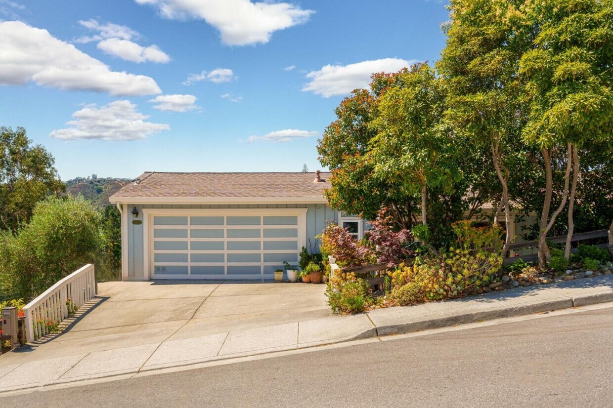 Foto principal - 333 Clifton Ave
