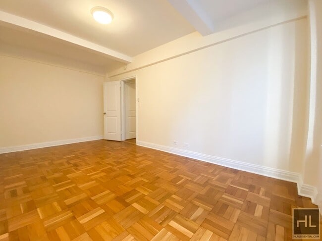 Building Photo - EAST 56 STREET