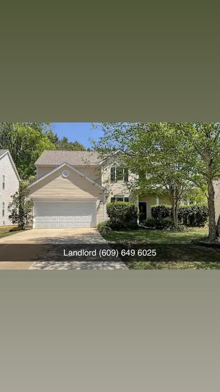 Building Photo - 17311 Commons Crossing Dr