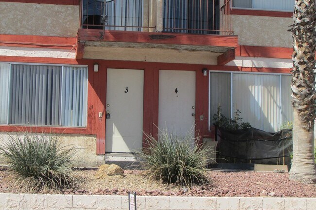 Foto del edificio - 1085 Chaparral Dr