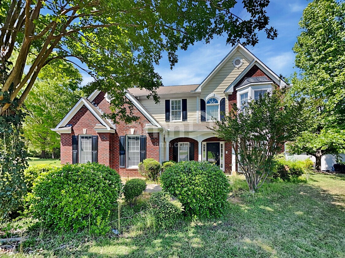 Primary Photo - 2923 Villa Lake Dr