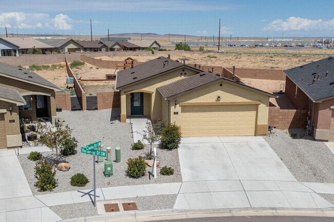 Foto del edificio - 3892 Hernandez St SW