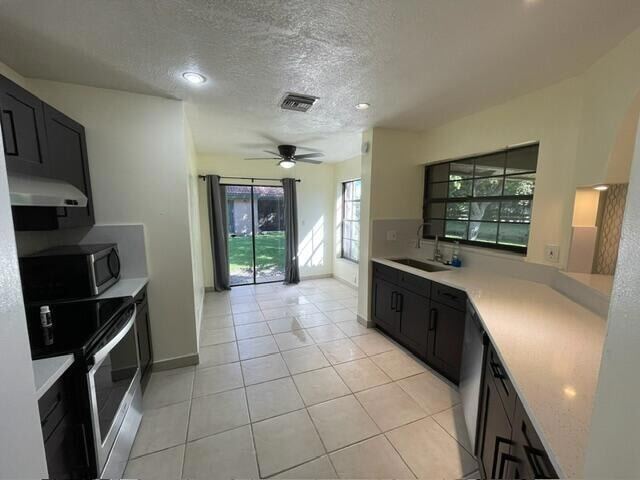 Foto del edificio - 9321 W Sunrise Blvd