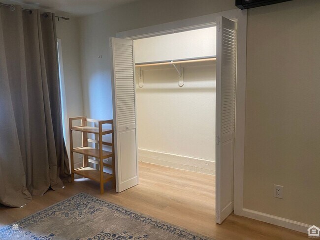 Foto del edificio - Updated Studio in Boyes Hot Springs!