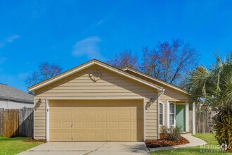 Building Photo - 3134 Wavering Ln