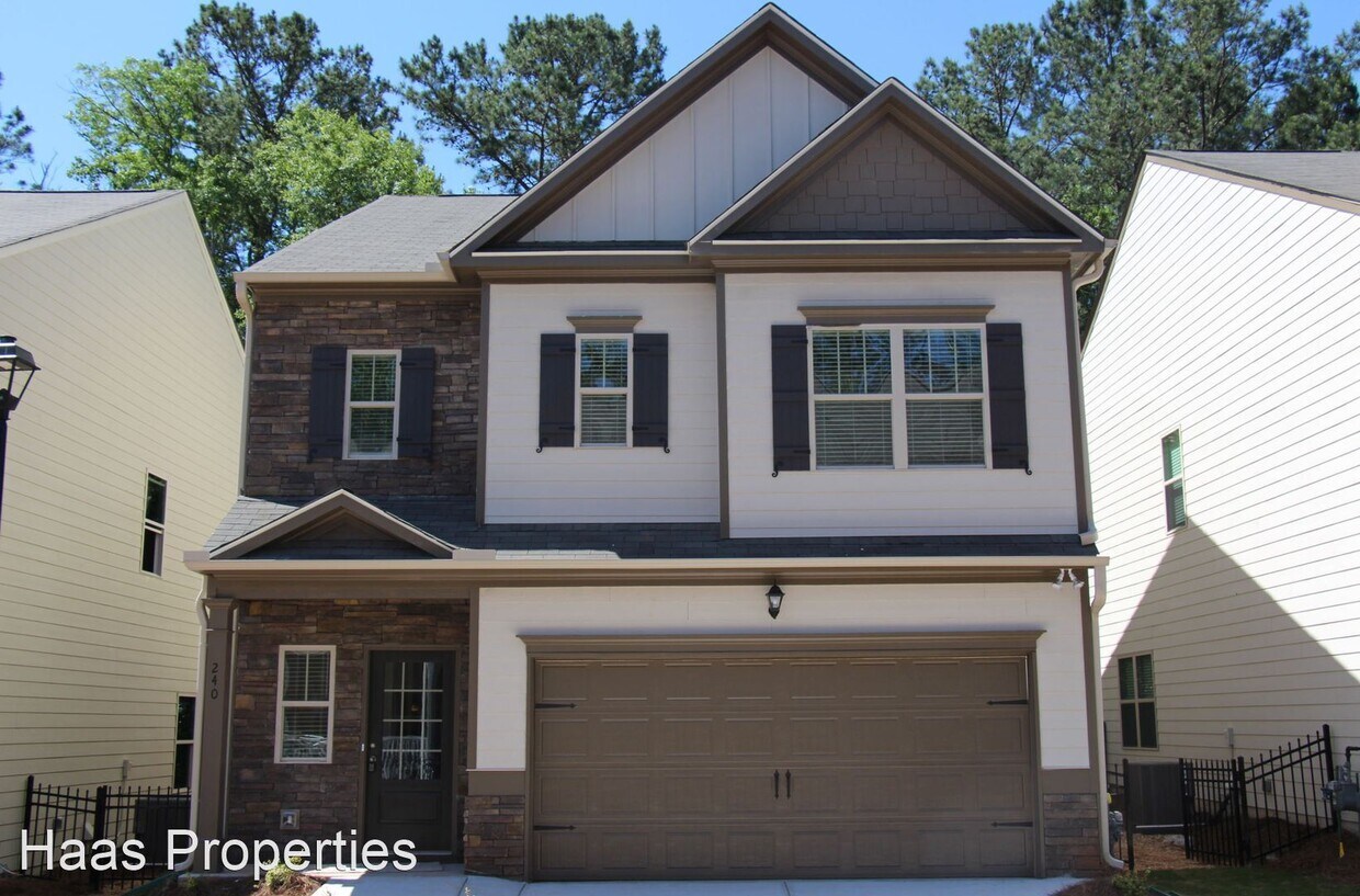 Primary Photo - 240 Hickory Commons Way