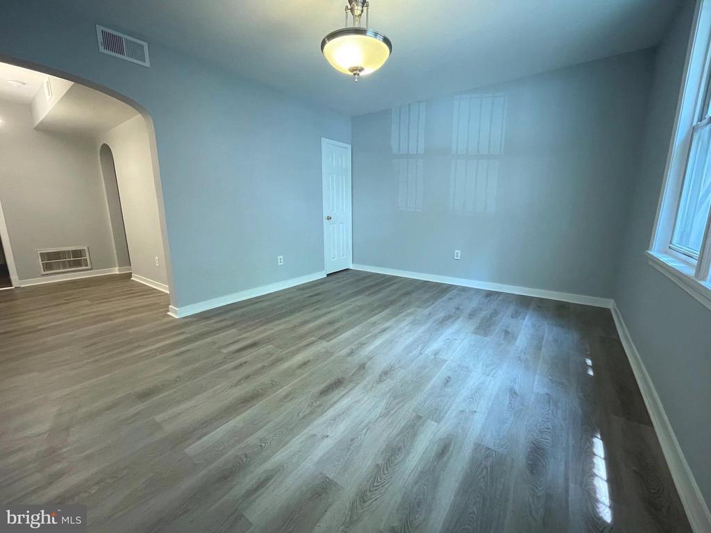 Foto principal - 600 I St NE