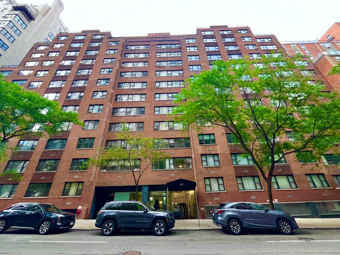 Primary Photo - Sun Blasted 2BR/2BA in Midtown