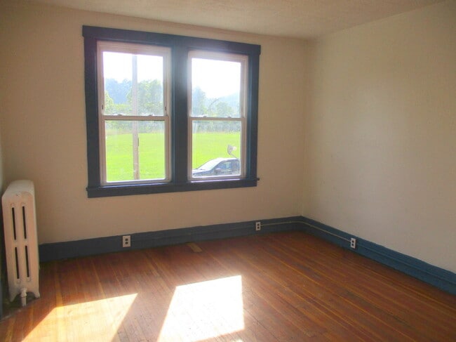 Foto del edificio - 326 Park Rd