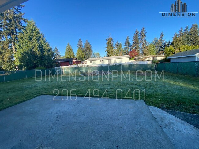 Foto del edificio - Ready to Move in Refreshed Ramber!