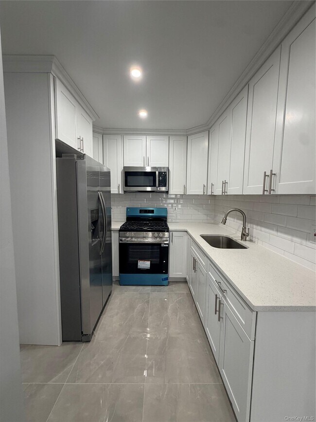 Foto del edificio - 217-04 135th Ave