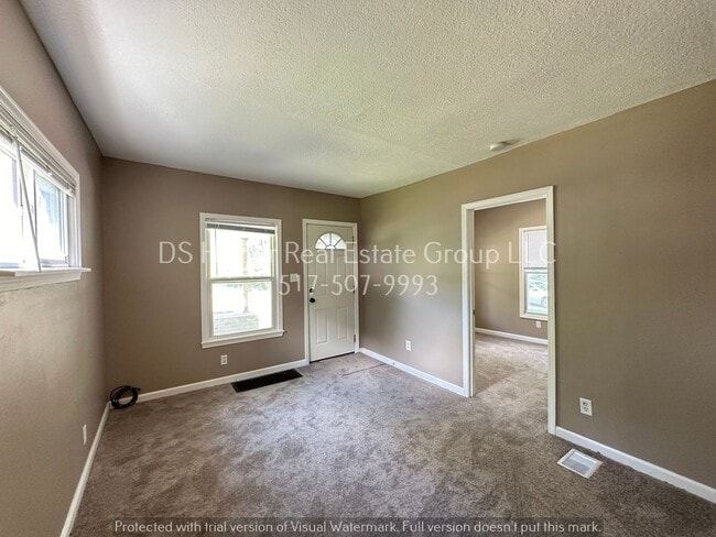 Building Photo - 619 S Magnolia Ave