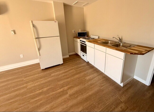 Foto del edificio - 3267 Cranford Rd NW