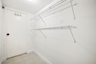 Building Photo - 3930 University Center Dr