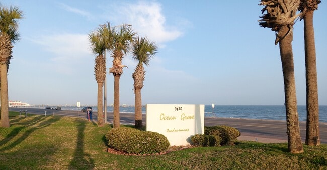 Photo - 9420 Seawall Blvd Apartment