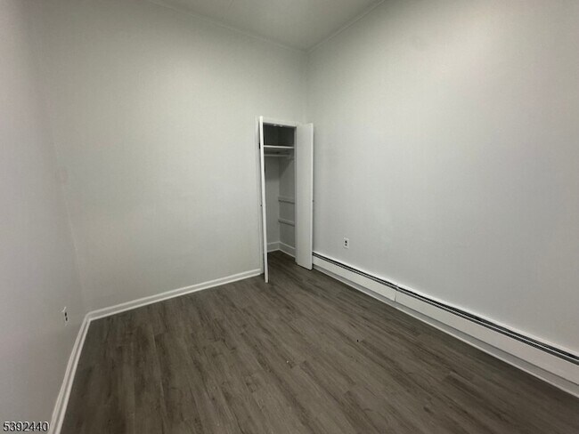 Foto del edificio - 22 2nd Ave